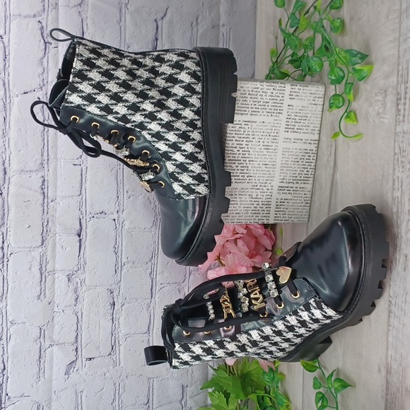 Karl Lagerfeld Shoes - Karl Lagerfeld Mela EUC